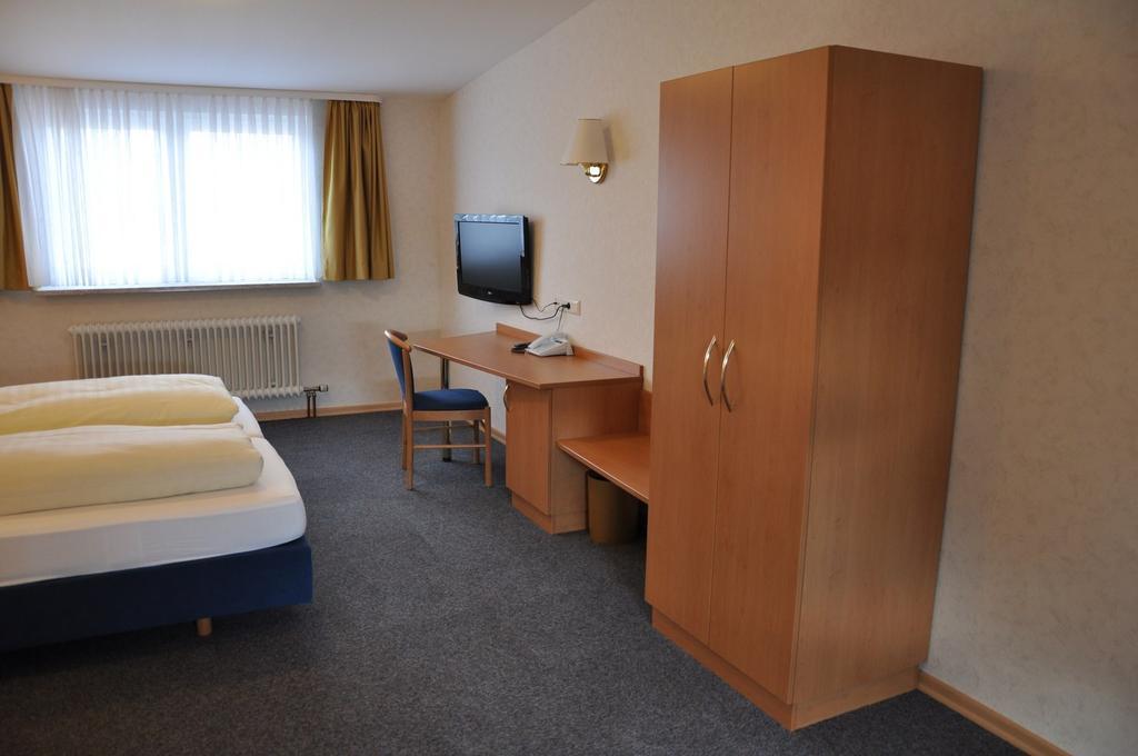 Hotel Buergerhof Гомбург Номер фото